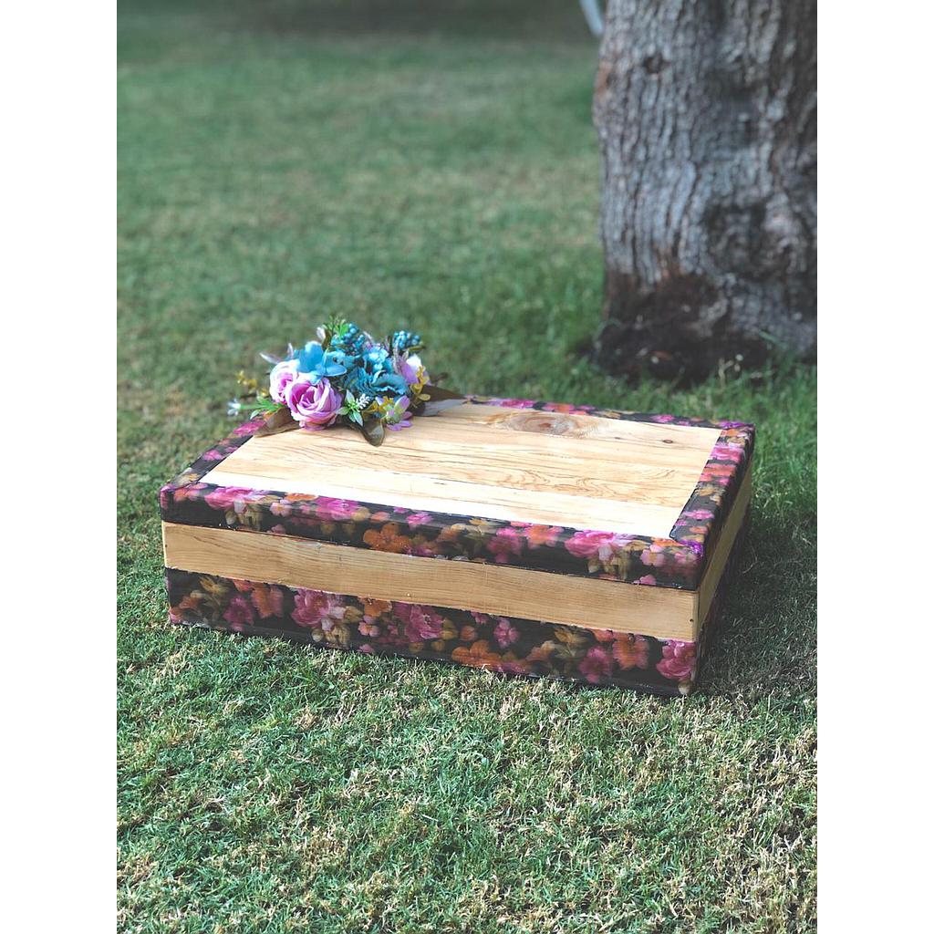 Cedar wood box