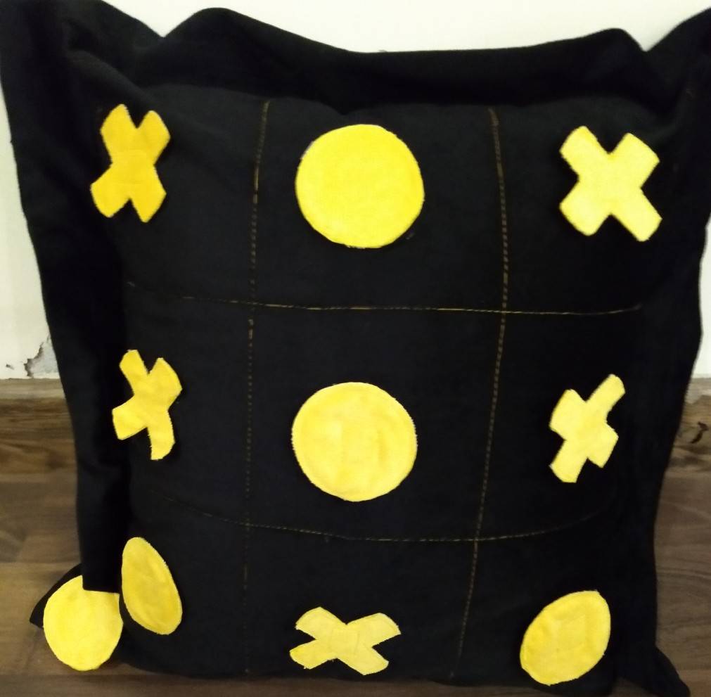 Tic Tac Cushion