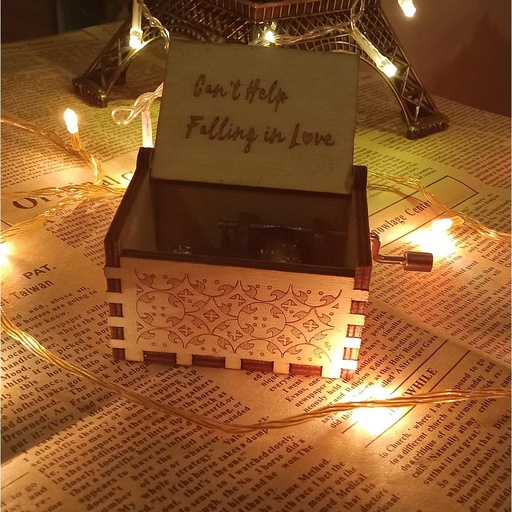 [PK3205-HM-JAR-009809] Vintage Hand Crank Music Box- Can't help falling in love.