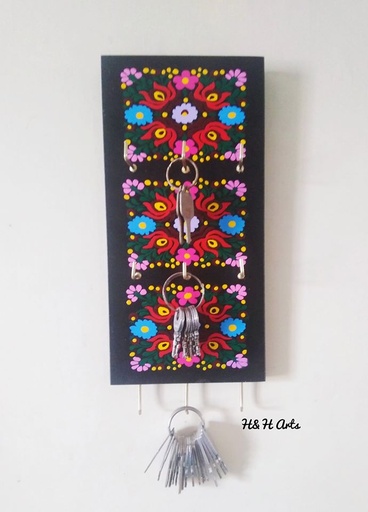 [PK1048-HM-WLH-009944] Hand Painted Keys Holder