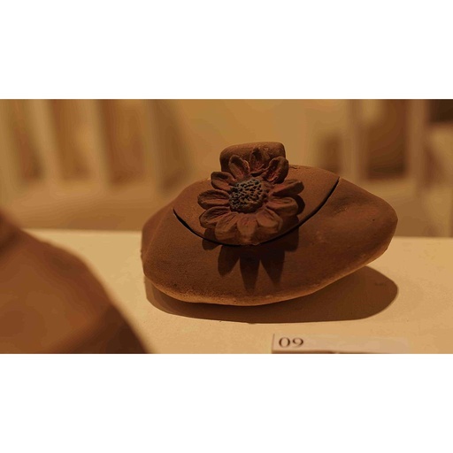 [PK4019-AR-SCU-013739] Red Flower