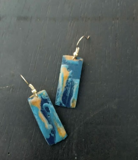 [PK4496-JW-EAR-013802] Blue Resin Earrings