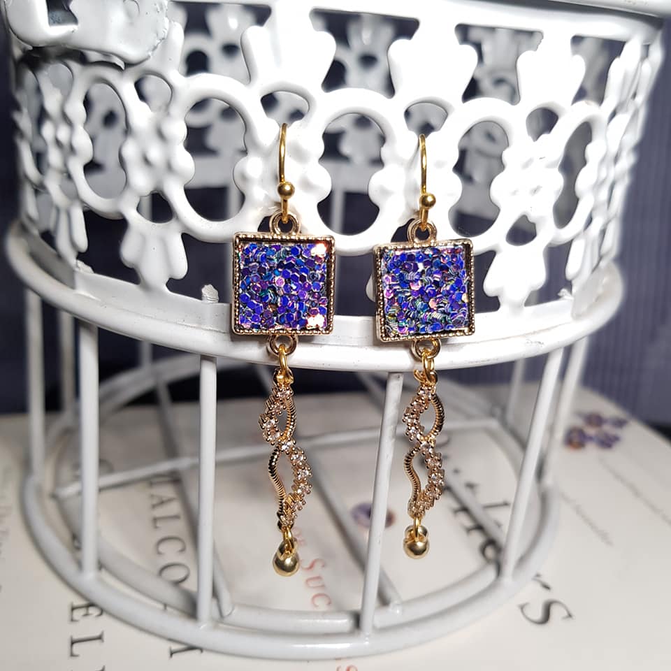 Traditional earrings