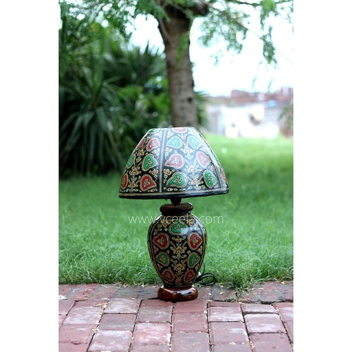 [PK0038-HM-VAS-015162] Camel Skin Vase