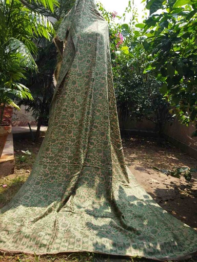 [PK0014-CW-SCF-017315] Woolen Kani Outline Shawl