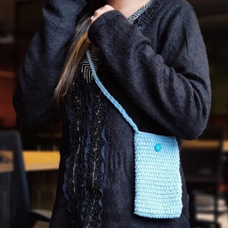 Crochet Mobile Pouch