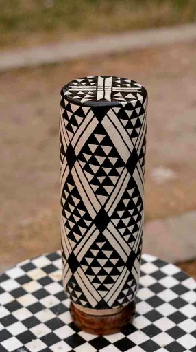 [PK0038-HM-LMP-024967] Camel Skin Lamp