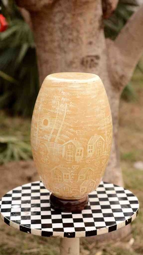 [PK0038-HM-LMP-024976] Camel Skin Lamp