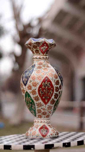 [PK0038-CF-CAM-025022] Camel Skin Vase