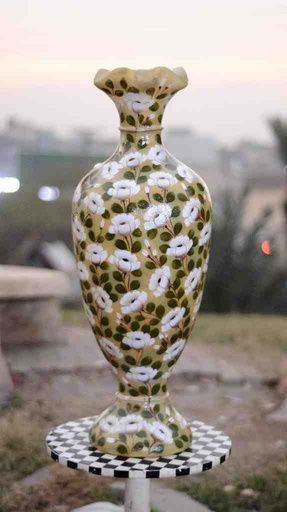 [PK0038-CF-CAM-025027] Camel Skin Vase