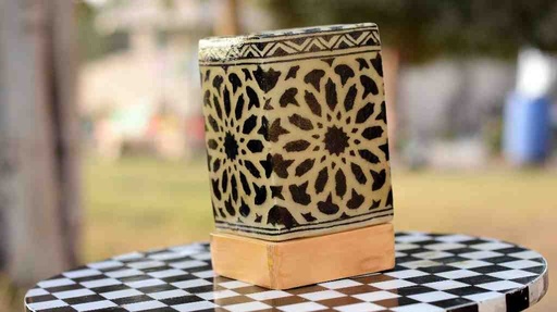 [PK0038-CF-CAM-025051] Camel Skin Square Shape Lamp