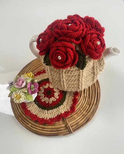 [PK1894-HM-KMA-025931] Teacosy and Its Mat