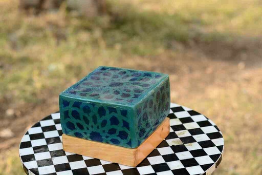 [PK0038-HM-LMP-027686] Camel Skin Lamp