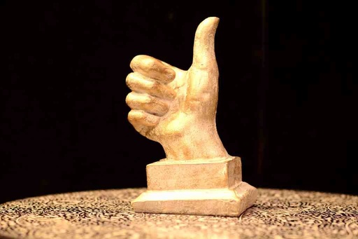 [PK0094-AR-SCU-028060] Thumbs up Gesture Finger Hand Statue Sculpture Fiber Statues Décor 