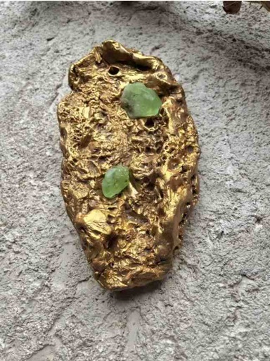 [PK5419-JW-NCK-029701] Green crystal quartz hand sculpted pendant necklace 