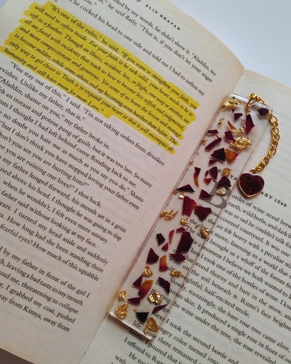 [PK9711-CF-PAP-029976] Rose & Gold Bookmark