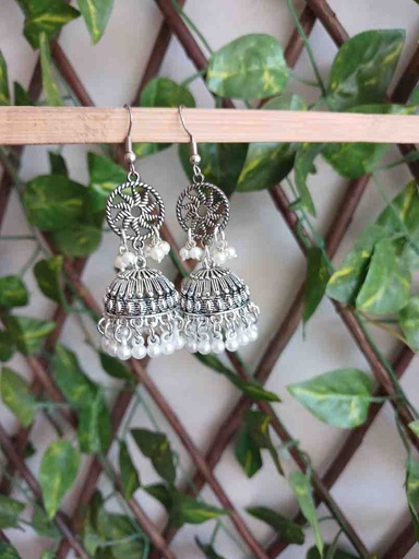 Traditional earrings 