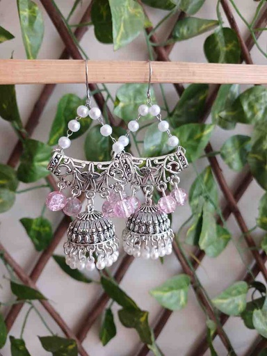 Traditional earrings 