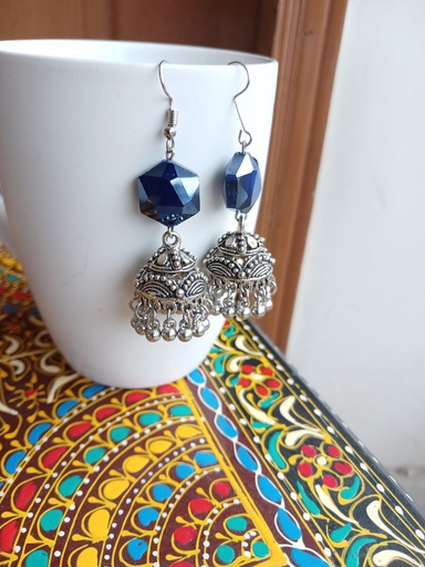 Traditional earrings