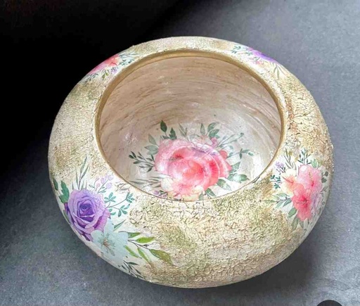 decorative pottery 