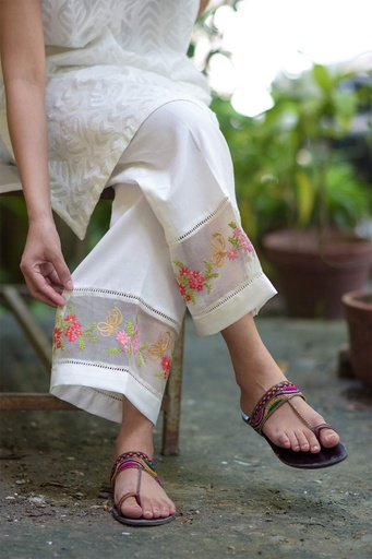 [15-p-25] White Embroidered Pants