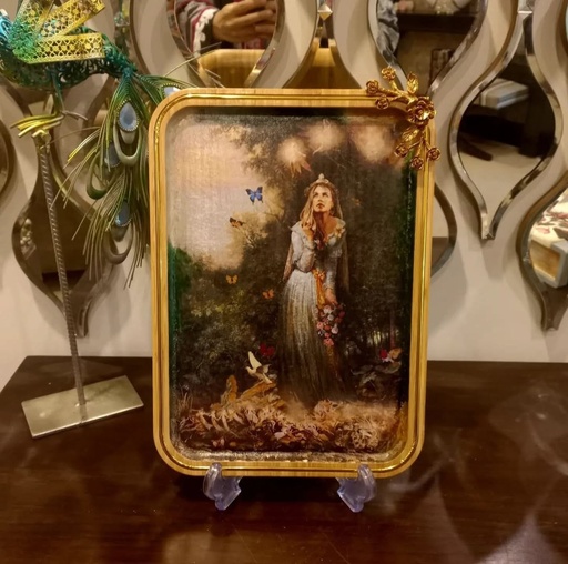 Wooden platter with easel stand