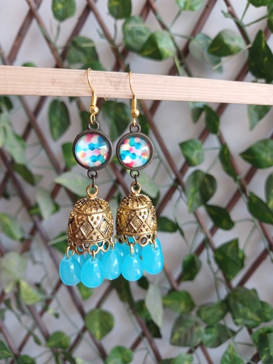 Traditional earrings