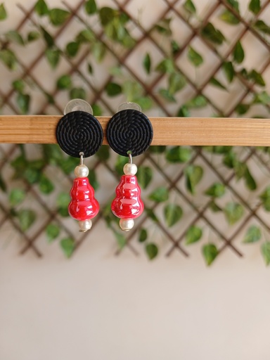 TRENDY EARRINGS