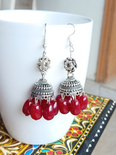 TRENDY EARRINGS
