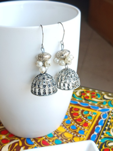 TRADITIONAL EARRINGS