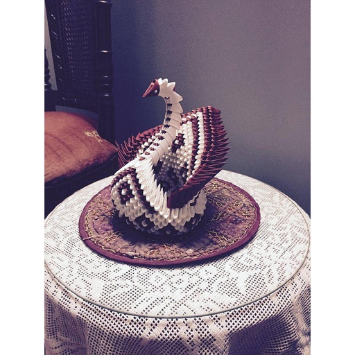 [PK0236-CF-PAP-003077] One Tail Swan