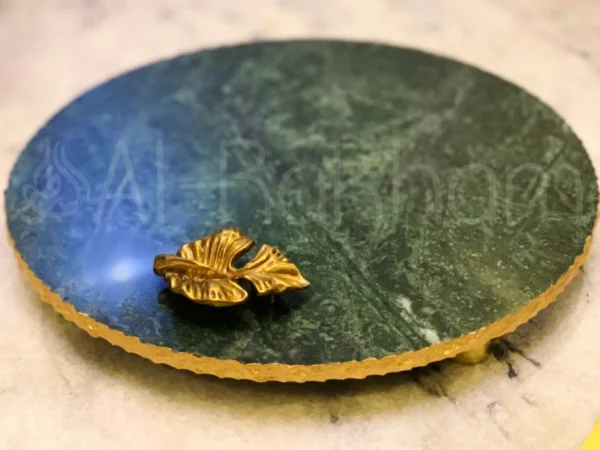 [VC-RAKH-MP-LF-10108] Leaf Platter – Emerald Green