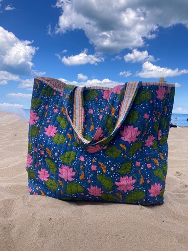 [VC-CALC-011] Waterlily Navy Tote Bag