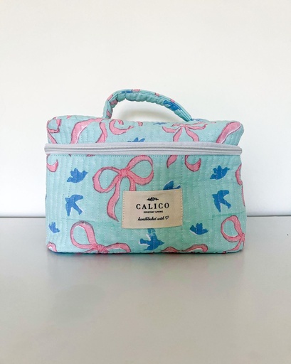 [VC-CALC-088] Bows and Birds Toiletry Set