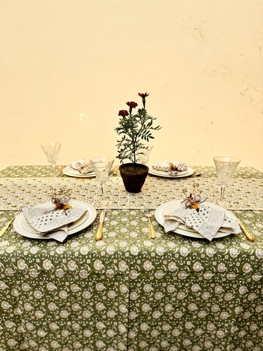 [VC-CALC-022] Green Blossoms Tablecloth