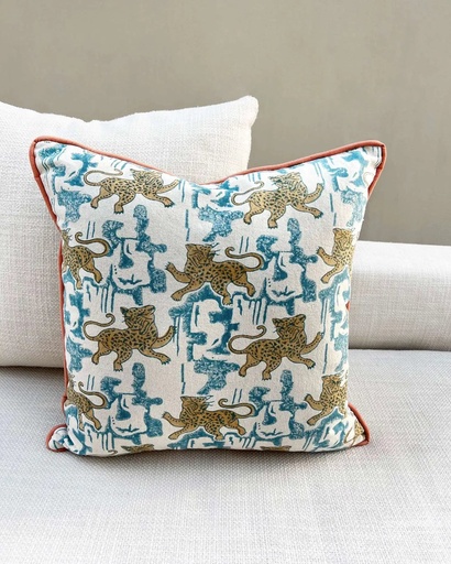 [VC-CALC-128] In to the Wild | Cushion Cover