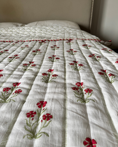 [VC-CALC-106] Red Dianthus Dulai