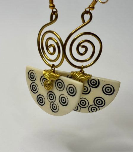 [VC-NUQ-045] African Half-Moon Brass & Gemstone Earrings
