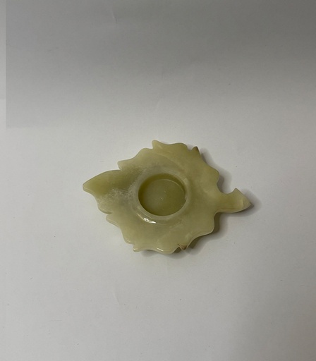 [VC-NUQ-NQMFLOG132] Onyx Leaf Shaped Candle Holder