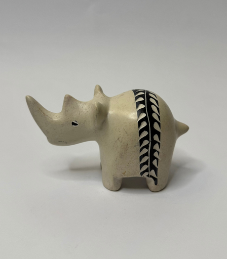 [VC-NUQ-NQACS0224-1] Small White Stone Rhinoceros
