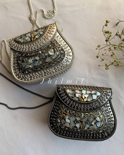 [VC-JHIL-031] Mini Metal Clutch - Potli Design