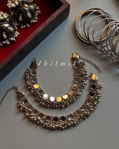 [VC-JHIL-072] Zeenat Pazaib Pair