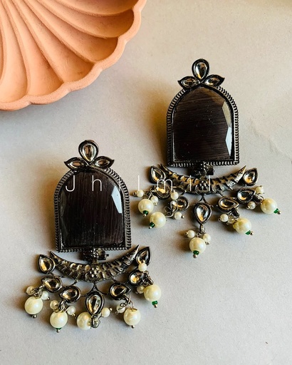 [VC-JHIL-252] MonaLisa Stone Dangling earring