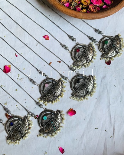 [VC-JHIL-464] Round Design Stoned Pendant