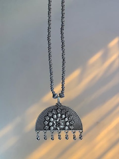 [VC-JHIL-473] Semi Circle Pendant/Mala