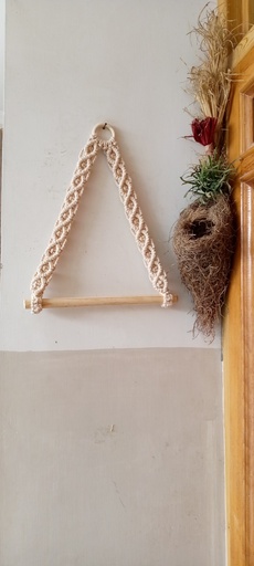 Macrame tissue roll holder