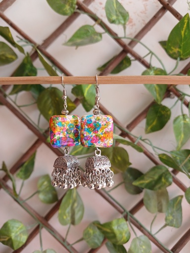 Traditional earrings