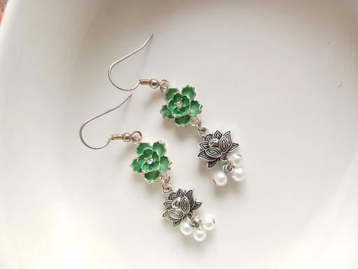 Flowerish earrings