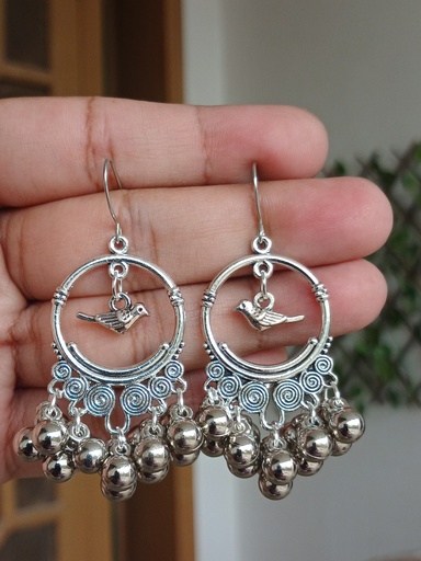 Ethnic birds earrings