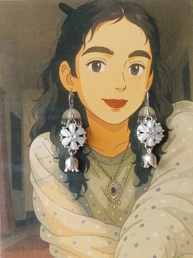 Trendy earrings